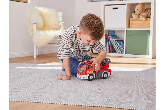 First Construction truck 00914 - Ladder Fire Truck (1:20)