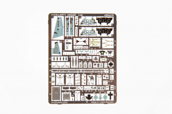 SU-25K "Hrábě" (1:48) - 11176 !Bez knihy!