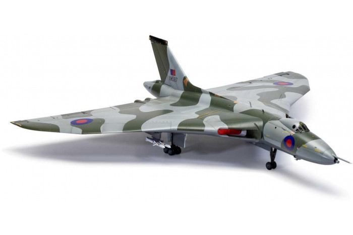 Classic Kit letadlo A12013 - Avro Vulcan B.2 Black Buck (1:72)