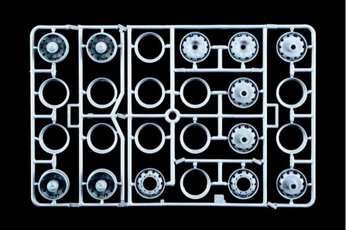 Model Kit truck 0756 - MAN 26.321 FORMEL SIX (1:24)