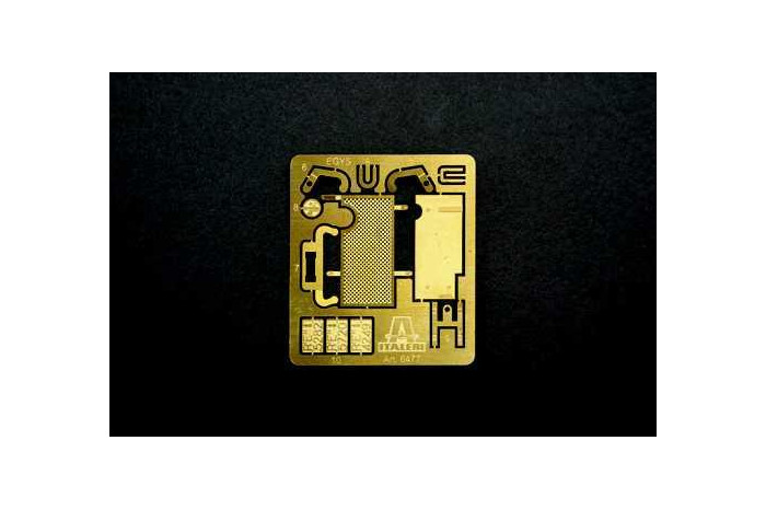 Model Kit military 6477 - Semovente L40 da 47/32 (1:35)