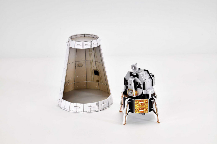 3D Puzzle REVELL 00250 - Apollo 11 Saturn V