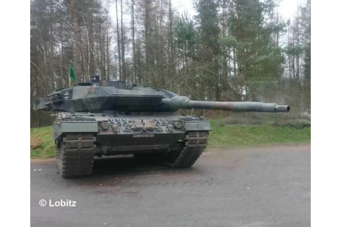 Plastic ModelKit tank 03342 - Leopard 2 A6M+ (1:35)