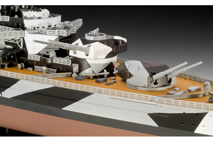 Plastic ModelKit loď 05096 - German Battleship WWII TIRPITZ (1:350)