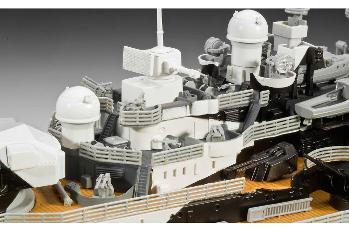 Plastic ModelKit loď 05096 - German Battleship WWII TIRPITZ (1:350)