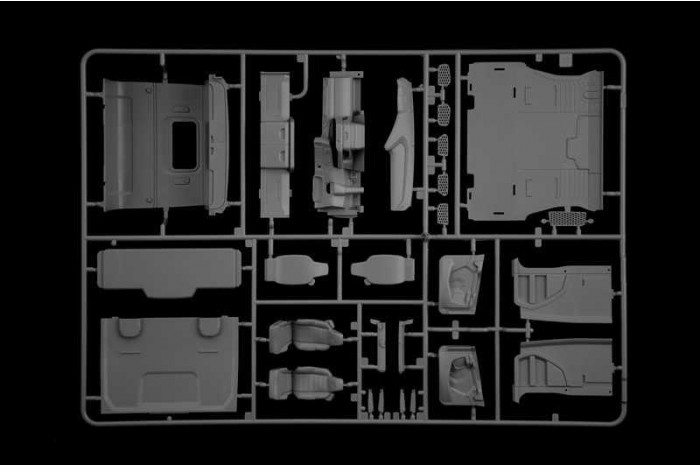 Model Kit truck 3965 - Scania S770 V8 "White Cab" (1:35)