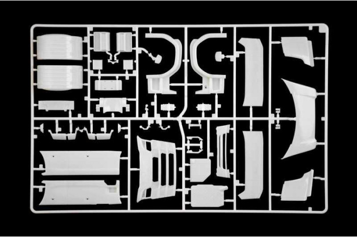 Model Kit truck 3965 - Scania S770 V8 "White Cab" (1:35)