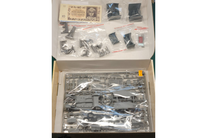 Atentát - kompletní set (1:35) - 1044/SN