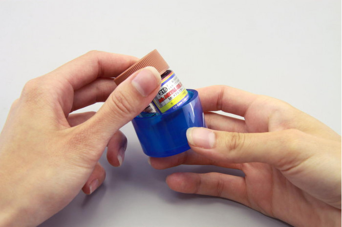 Mr. Cap Opener - otvírač barev - GT56