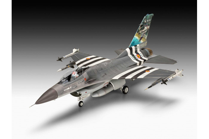 Plastic ModelKit letadlo 03802 - 50th Anniversary F-16 Falcon (1:32)