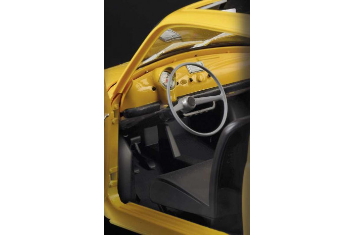 Model Kit auto 4715 - FIAT 500 F 1968 upgraded edition (1:12)