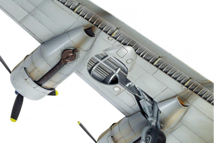 Classic Kit letadlo A09010 - Consolidated B-24H Liberator (1:72)