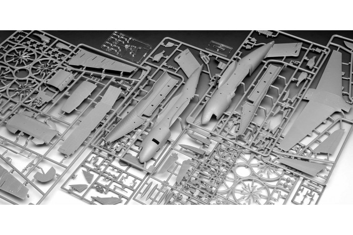 Plastic ModelKit letadla 03789 - Air Defender (1:144)