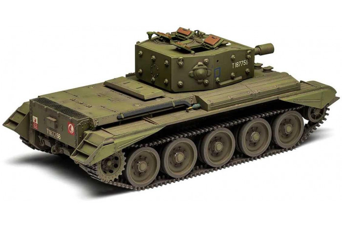 Classic Kit military A1384 - Cruiser Mk.VIII A27M Cromwell Mk.IV / Mk.VI (1:35)