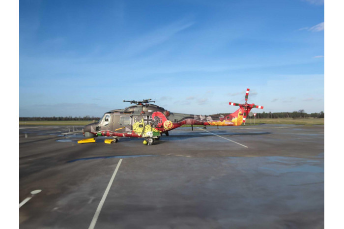 Plastic ModelKit vrtulník 03806 - Westland Lynx - Special painting (1:32)