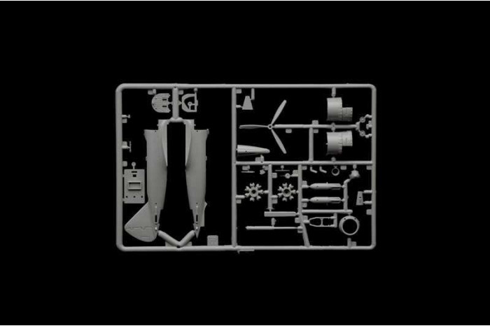 Model Kit letadlo 1472 - Reggiane Re.2002 Ariete (1:72)
