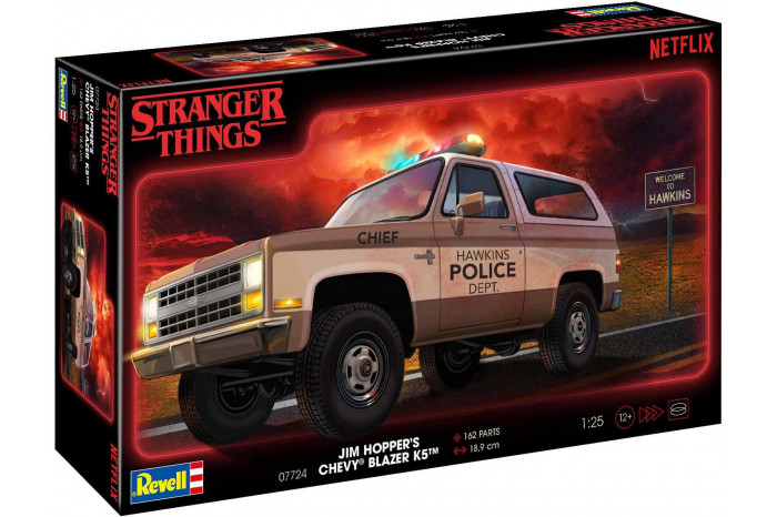 Plastic ModelKit STRANGER THINGS auto 07724 - 1985 Chevrolet K5 Blazer (1:25)