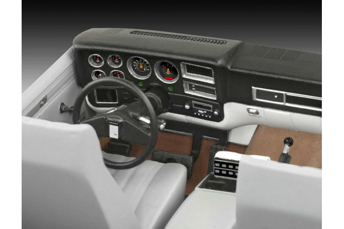 Plastic ModelKit STRANGER THINGS auto 07724 - 1985 Chevrolet K5 Blazer (1:25)