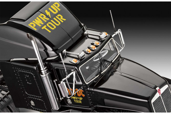 Plastic ModelKit truck 07731 - AC/DC Tour Truck "Power Up" (1:32)