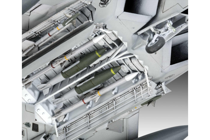 ModelSet letadlo 63858 - Lockheed Martin F-22A Raptor (1:72)