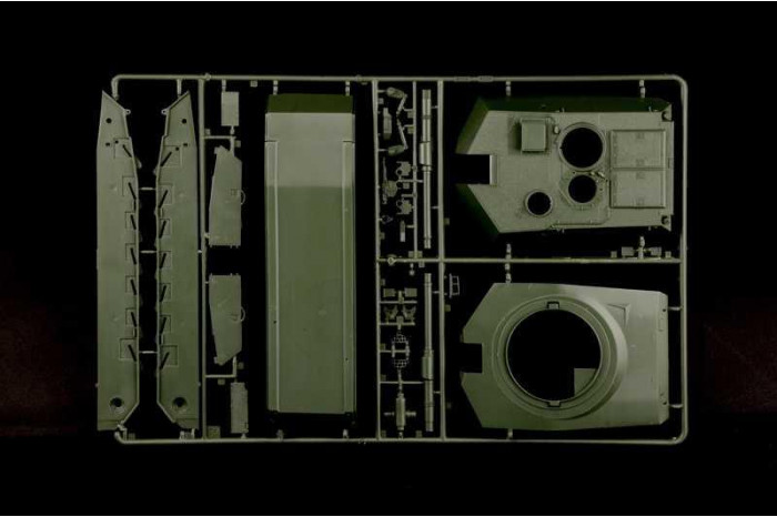 Model Kit War Thunder tank 35108 - M1A1 Abrams (1:35)