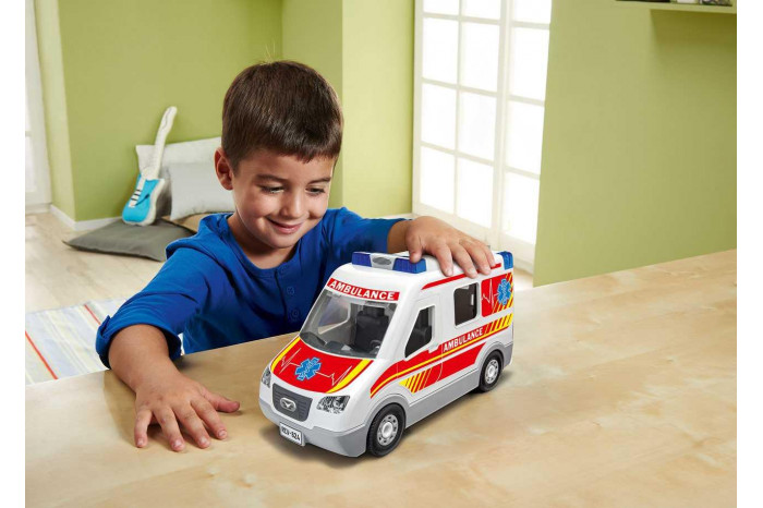 Junior Kit auto 00824 - Ambulance Car (1:20)