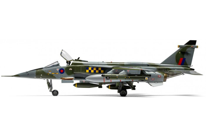 Classic Kit letadlo A11010 - SEPECAT Jaguar GR.1/GR.1A (1:48)
