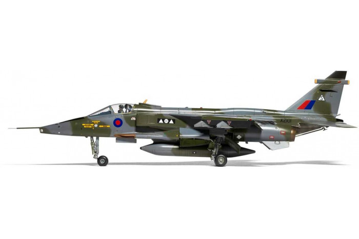 Classic Kit letadlo A11010 - SEPECAT Jaguar GR.1/GR.1A (1:48)