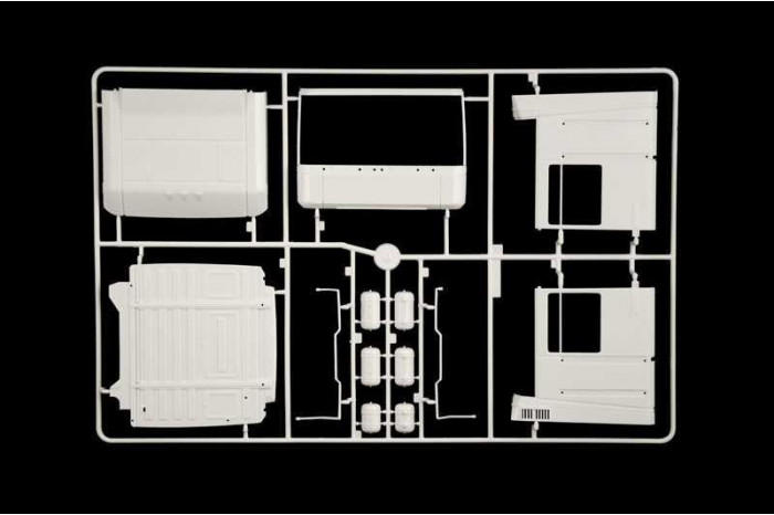 Model Kit truck 3969 - Renault AE500 Magnum (1:24)