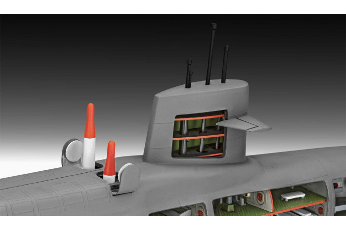 Plastic ModelKit ponorka 05185 - S.S.B. Abraham Lincoln with Interior (1:253)