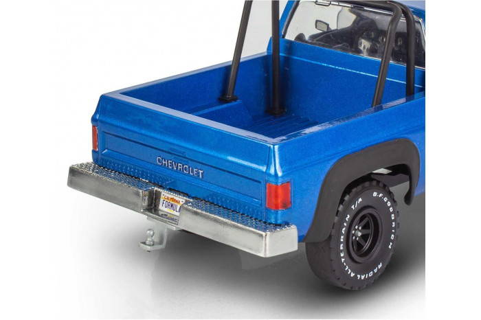 Plastic ModelKit MONOGRAM auto 4581 - 78 Chevy 4x4 Pickup with Go-kart (1:25)