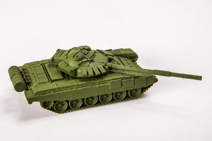 Wargames (HW) tank 7400 - T-72 (1:100)