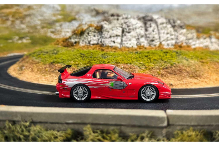 Autíčko Film & TV SCALEXTRIC C4592 - The Fast And The Furious - Mazda RX7 - Dom Turetto (1:32)