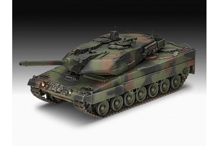 Gift-Set tank 05631 - 70 Years Bundeswehr: Leopard 2 A6A2 (Exclusive Edition) (1:35)