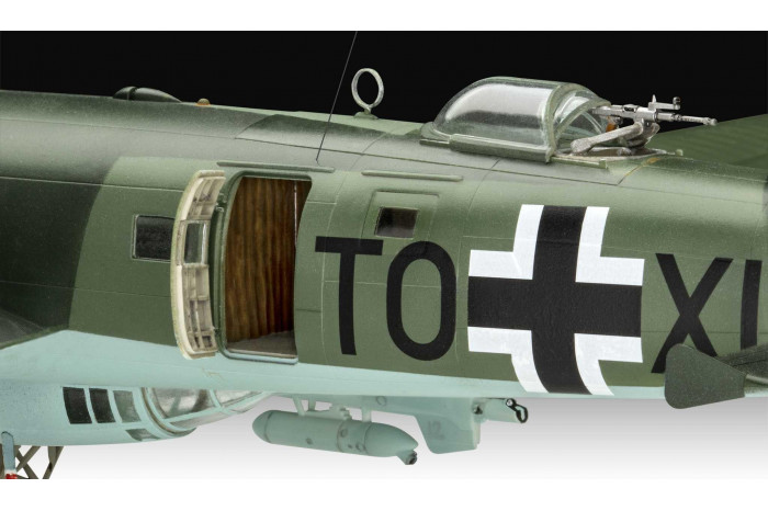 Plastic ModelKit letadlo 03777 - Focke-Wulf Fw 200 C-5/C-8 Condor (1:72)