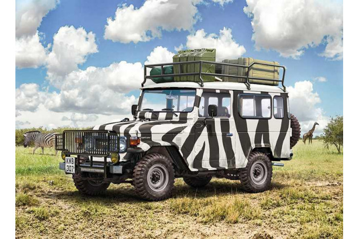Model Kit auto 3681 - Toyota Safari (1:24)