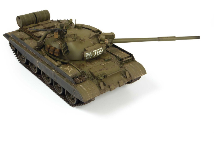Model Kit tank 3679 - T-62M (1:35)