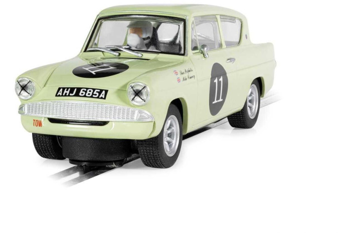 Autíčko Touring SCALEXTRIC C4617 - Ford Anglia 105e - Theo Paphitis (1:32)