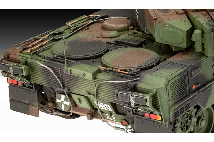 Plastic ModelKit tank 03360 - Leopard 2A7A1 (1:35)