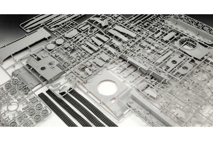 Plastic ModelKit tank 03360 - Leopard 2A7A1 (1:35)