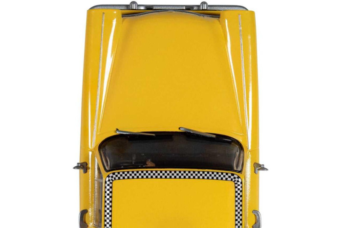 Autíčko Film & TV SCALEXTRIC C4606 - James Bond Checker Taxi Cab - Live And Let Die (1:32)