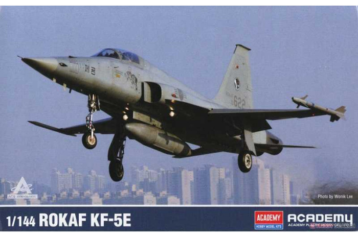 Model Kit letadlo 12644 - ROKAF KF-5E (1:144)