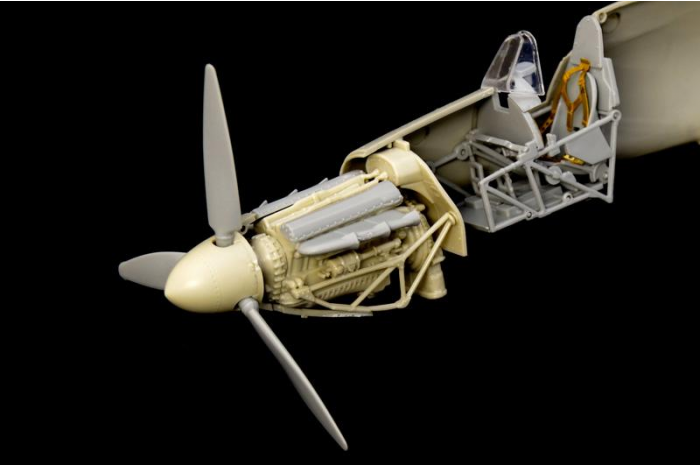 Model Kit letadlo 2726 - Hurricane Mk.IIC (1:48)