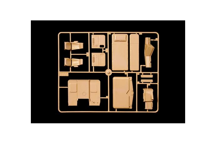 Model Kit truck 3859 - Freightliner FLC (1:24)