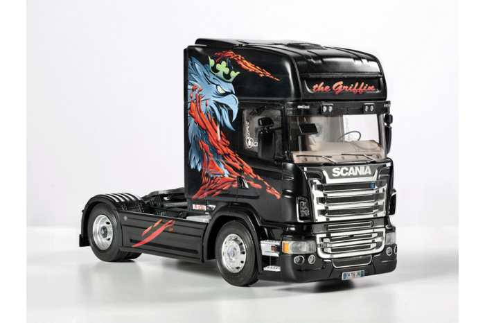 Model Kit truck 3879 - SCANIA R730 THE GRIFFIN (1:24)