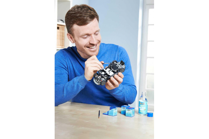 Plastic ModelKit auto 07008 - BMW i8 (1:24)