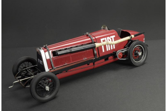 Model Kit auto 4701 - FIAT MEFISTOFELE (1:12)