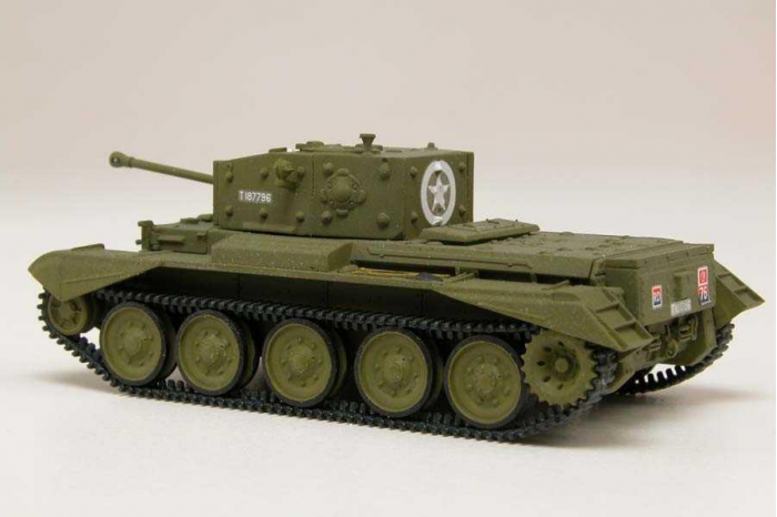 Starter Set tank A55109 - Cromwell Cruiser Tank (1:76)