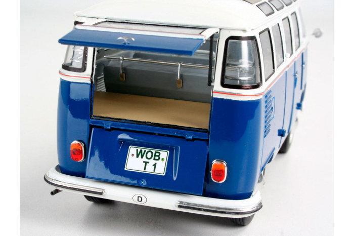 Plastic ModelKit auto 07399 - VW T1 SAMBA BUS (1:24)